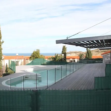Grand Proche Dans Calme Avec Piscine